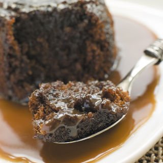 Slow cooker sticky date pudding