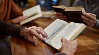 Books linked to seniors’ independence