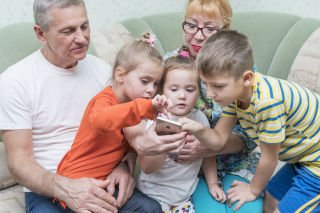 Have ’appy holidays with your grandkids