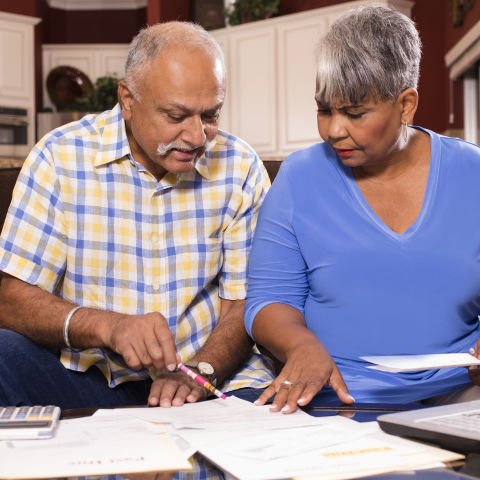 How does the seniors and pensioners tax offset work?