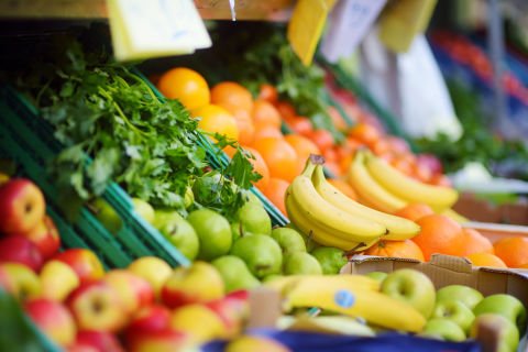 Should the government sell groceries?