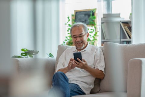 Should (some) seniors be banned from social media?