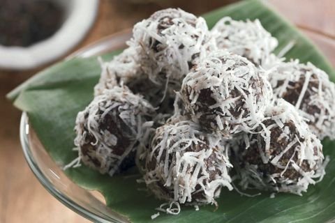 Chocolate seed balls