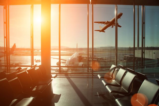 Airport lounge deals
