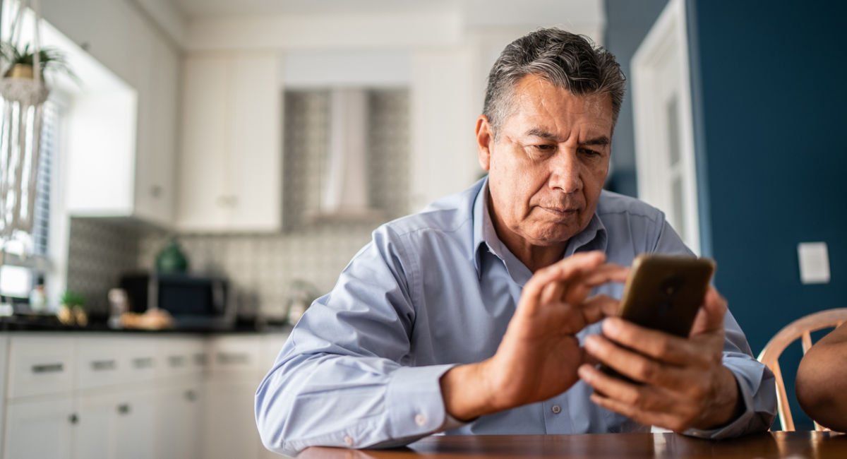 5 biggest online banking risks and how to avoid them national seniors
